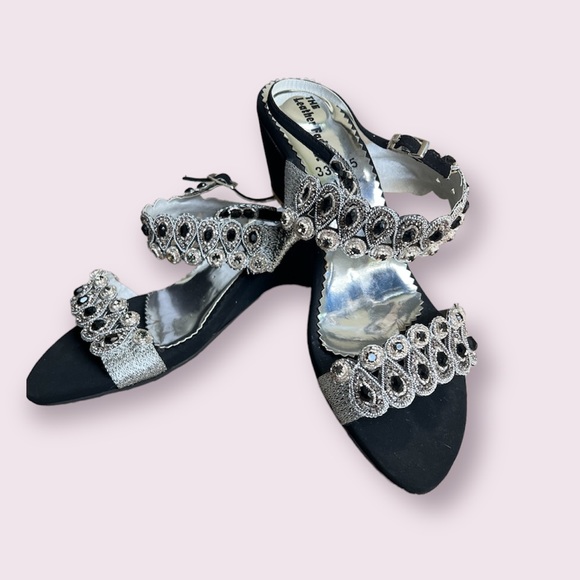 Women Fancy Heel/Sandal Wear - Picture 4 of 6